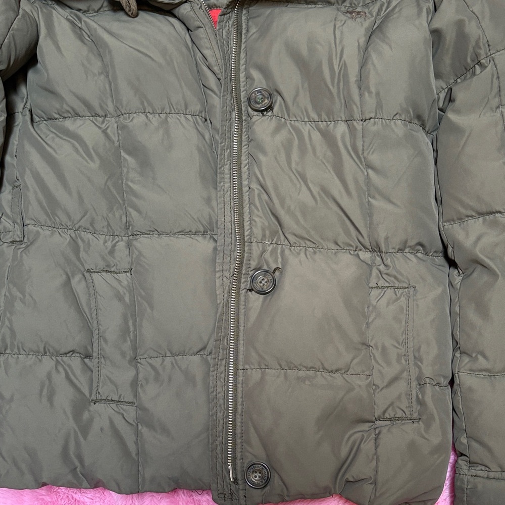 Retro A&F Olive Green Puffer w/ Plaid Flannel Lining, Detachable Faux Fur Hood - Picture 4 of 11
